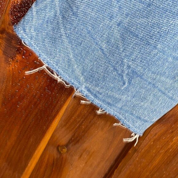 Hollister low rise crop boyfriend destroyed NWT - Picture 9 of 9